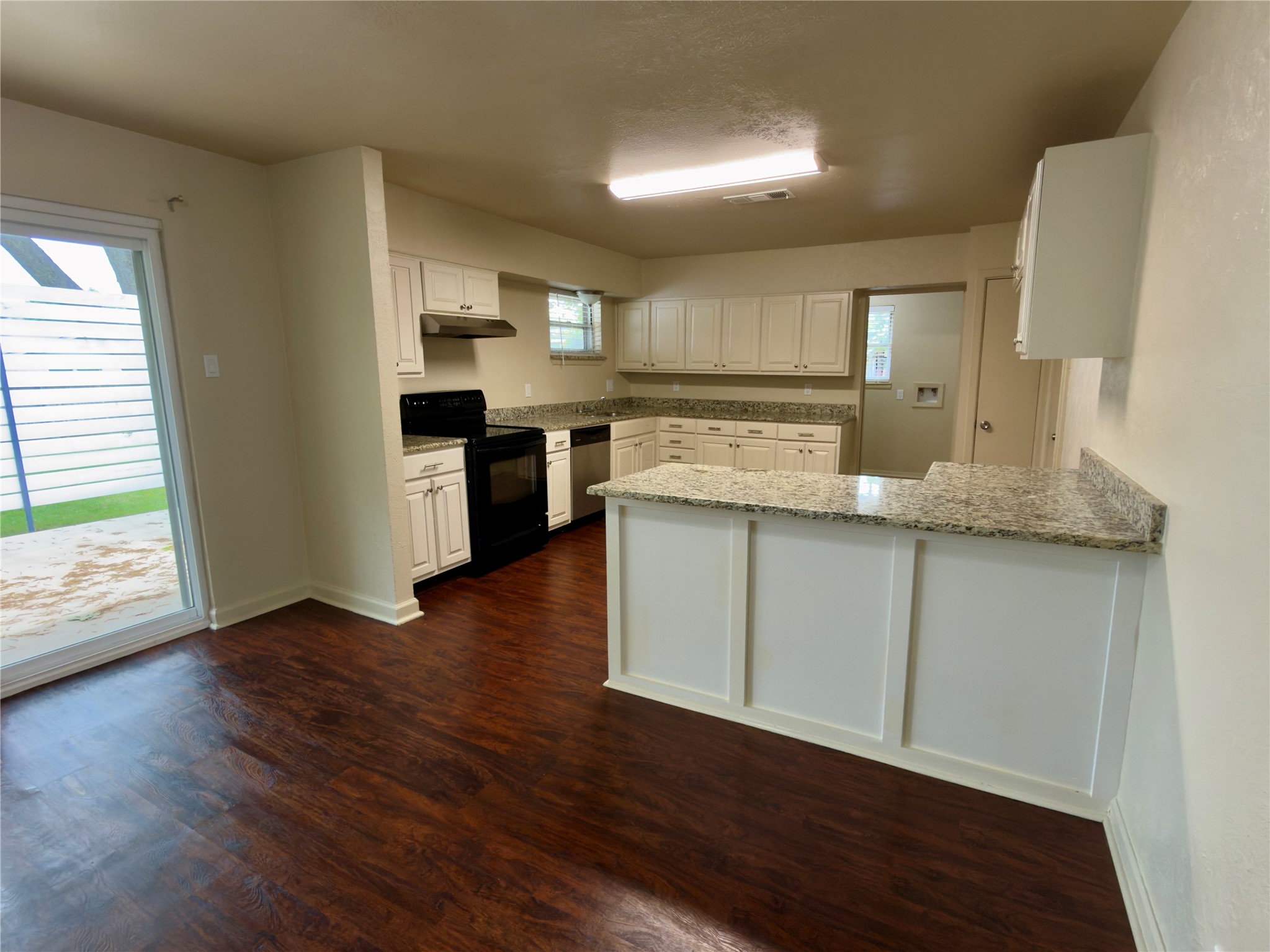 2008 Bradford Drive Arlington TX 76010