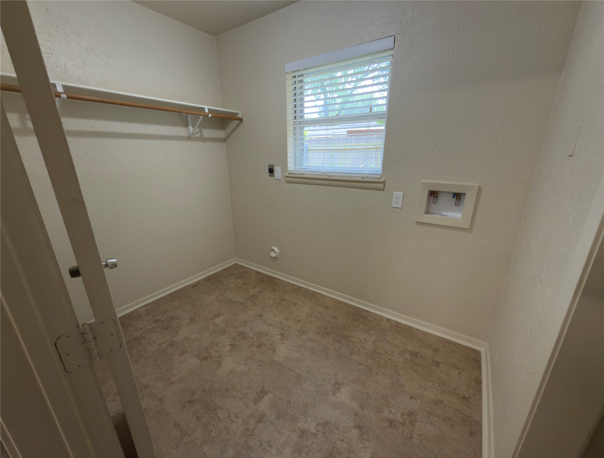 2008 Bradford Drive Arlington TX 76010