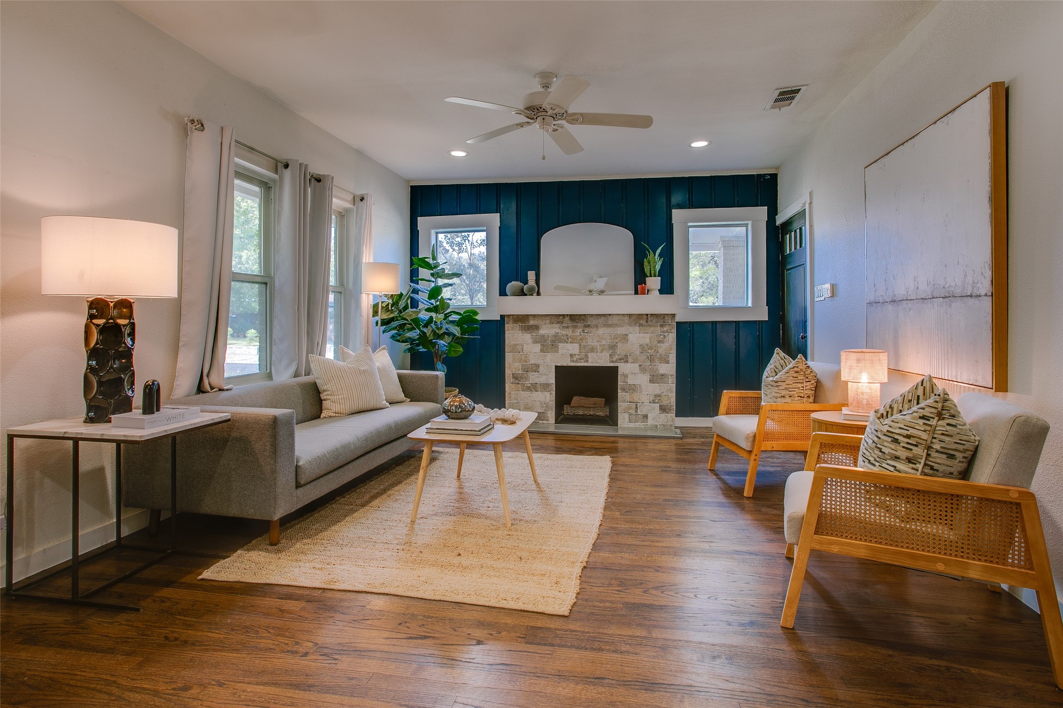 2606 W 12th Street Dallas TX 75211