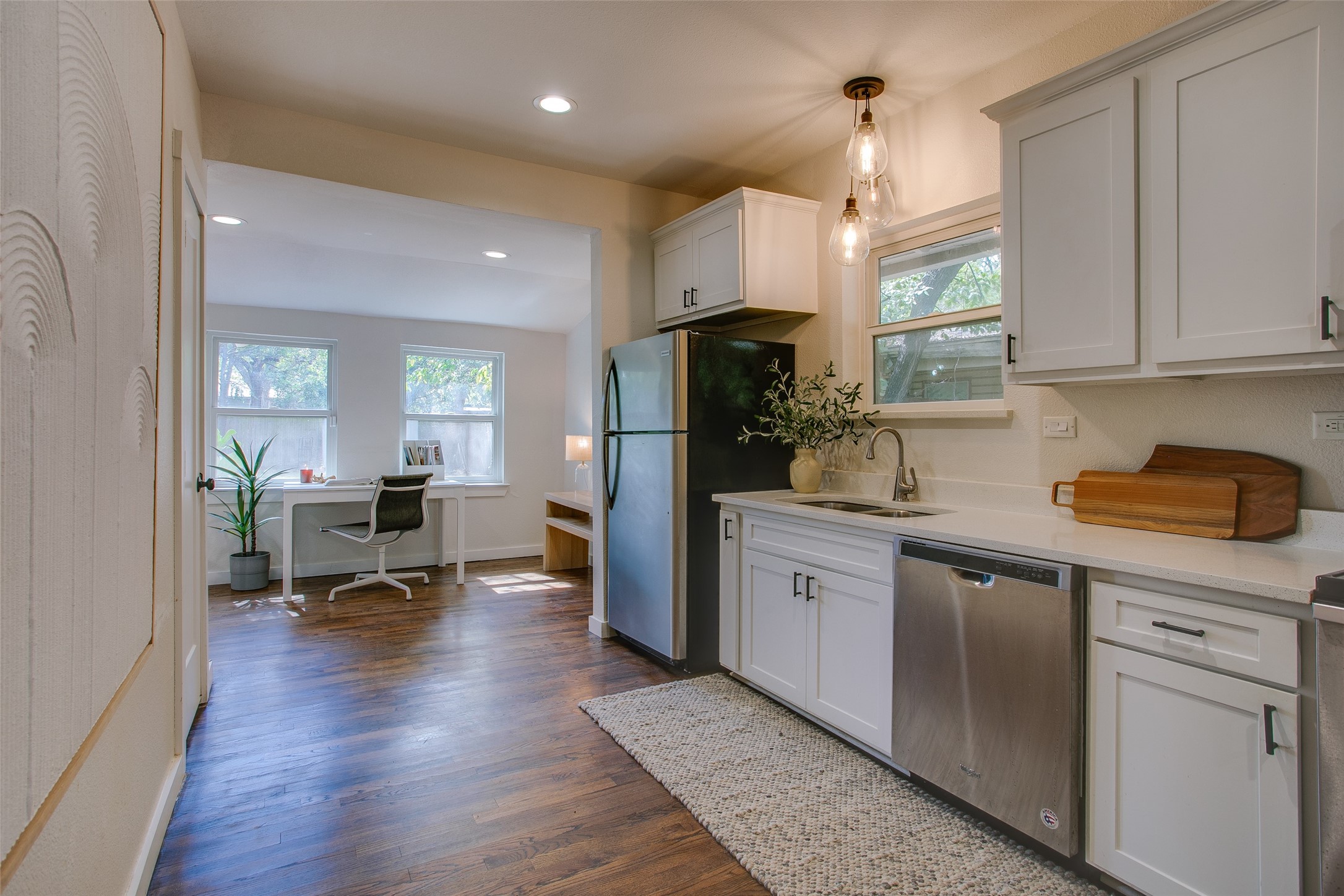 2606 W 12th Street Dallas TX 75211