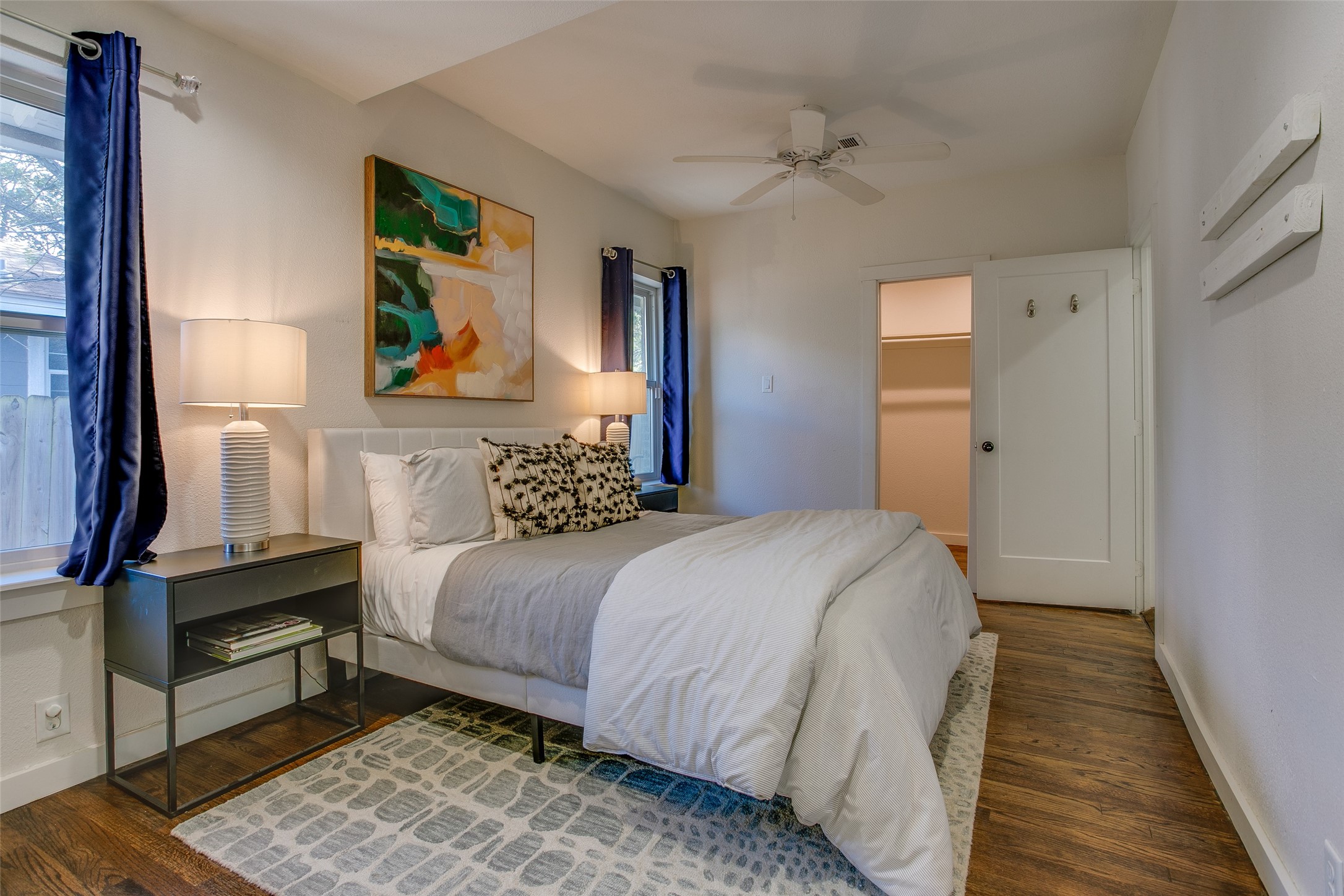 2606 W 12th Street Dallas TX 75211