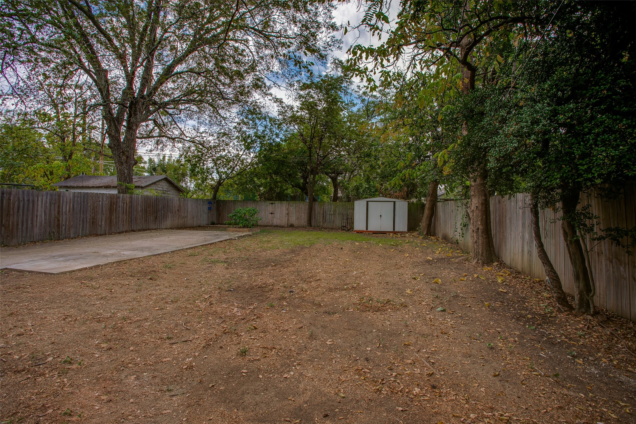 2606 W 12th Street Dallas TX 75211