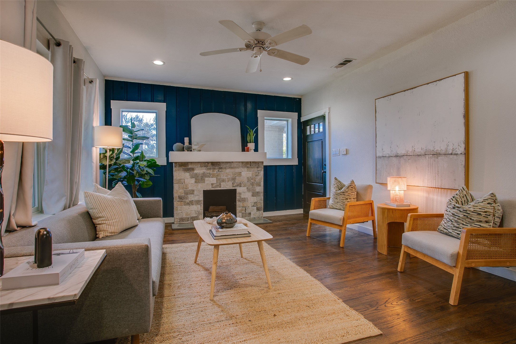 2606 W 12th Street Dallas TX 75211