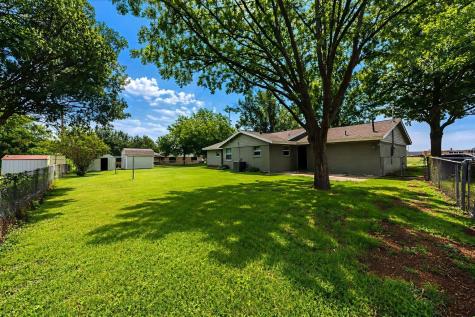 504 Pecan Street Crowley TX 76036