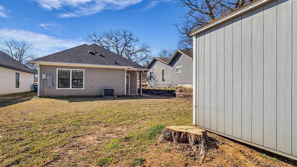 727 E Gandy Street Denison TX 75021