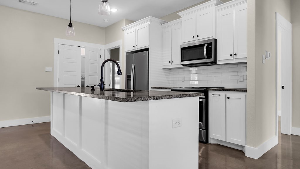 727 E Gandy Street Denison TX 75021