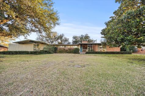 5121 Meadowbrook Drive Greenville TX 75402