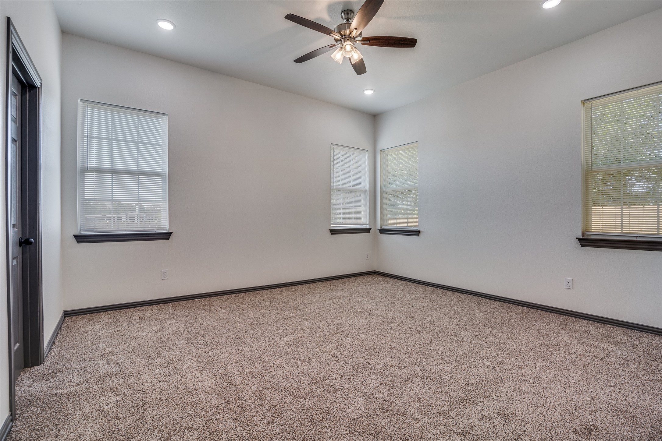701 Lakeland Drive West Tawakoni TX 75474