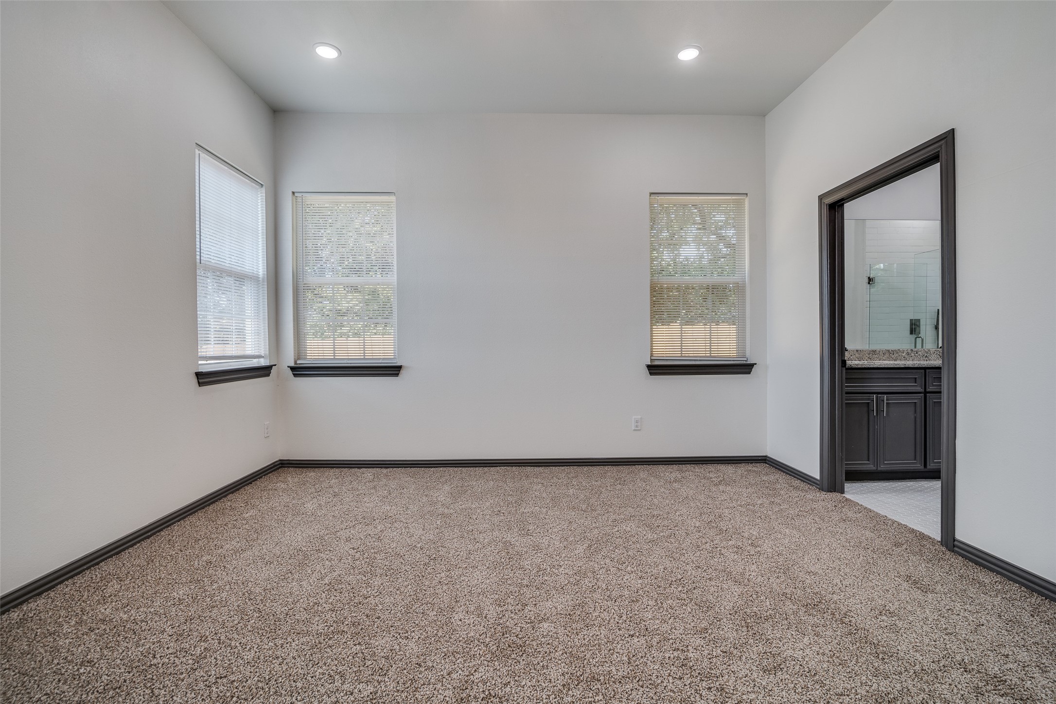 701 Lakeland Drive West Tawakoni TX 75474
