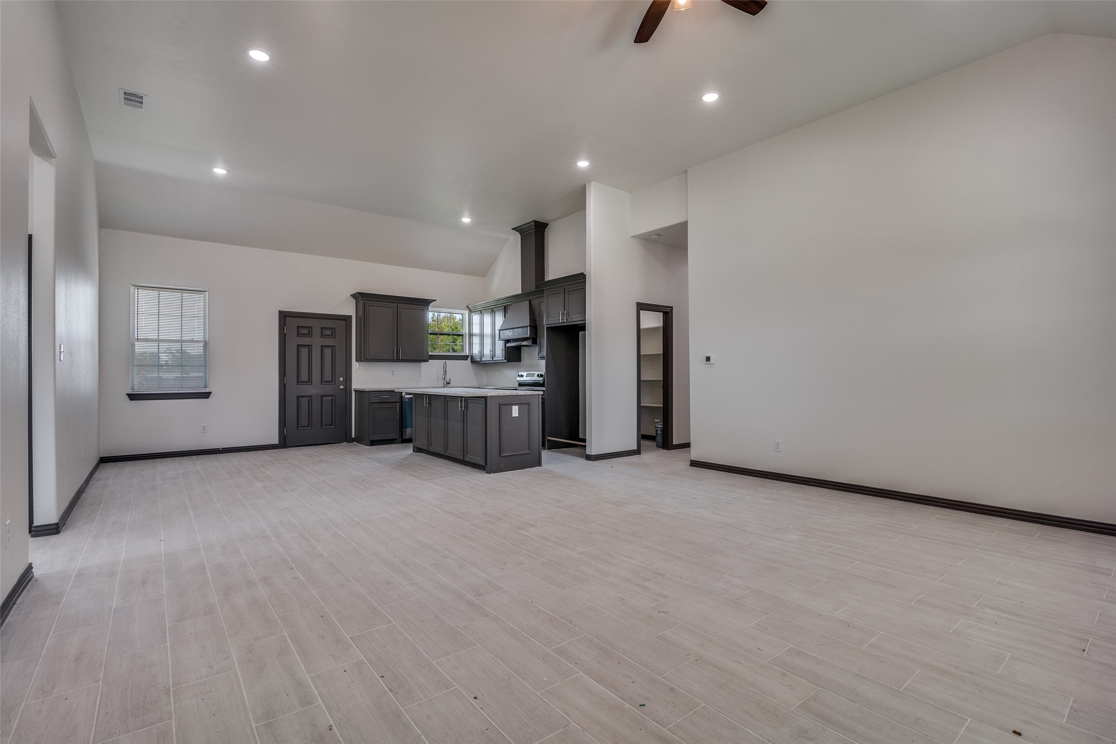 701 Lakeland Drive West Tawakoni TX 75474