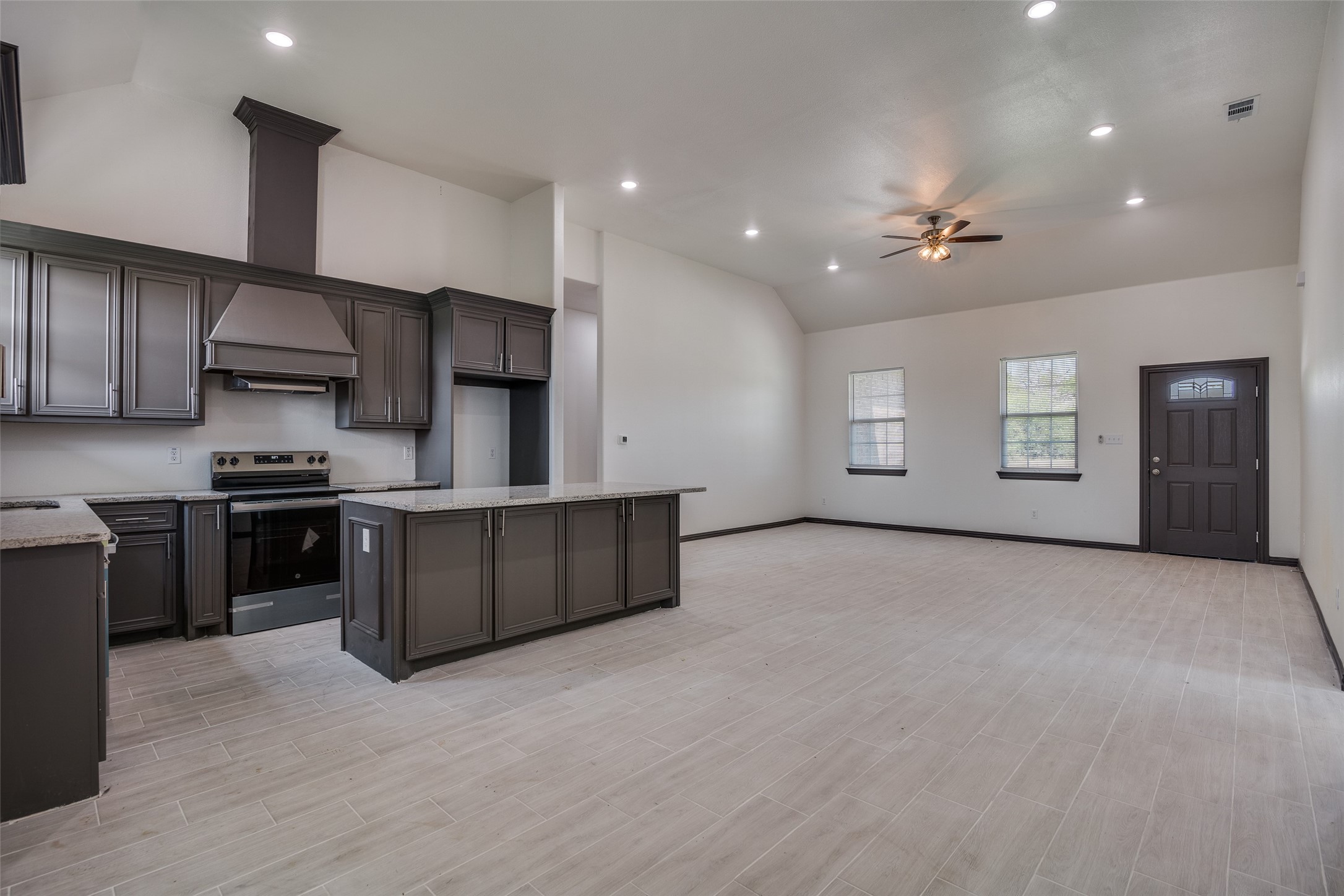 701 Lakeland Drive West Tawakoni TX 75474