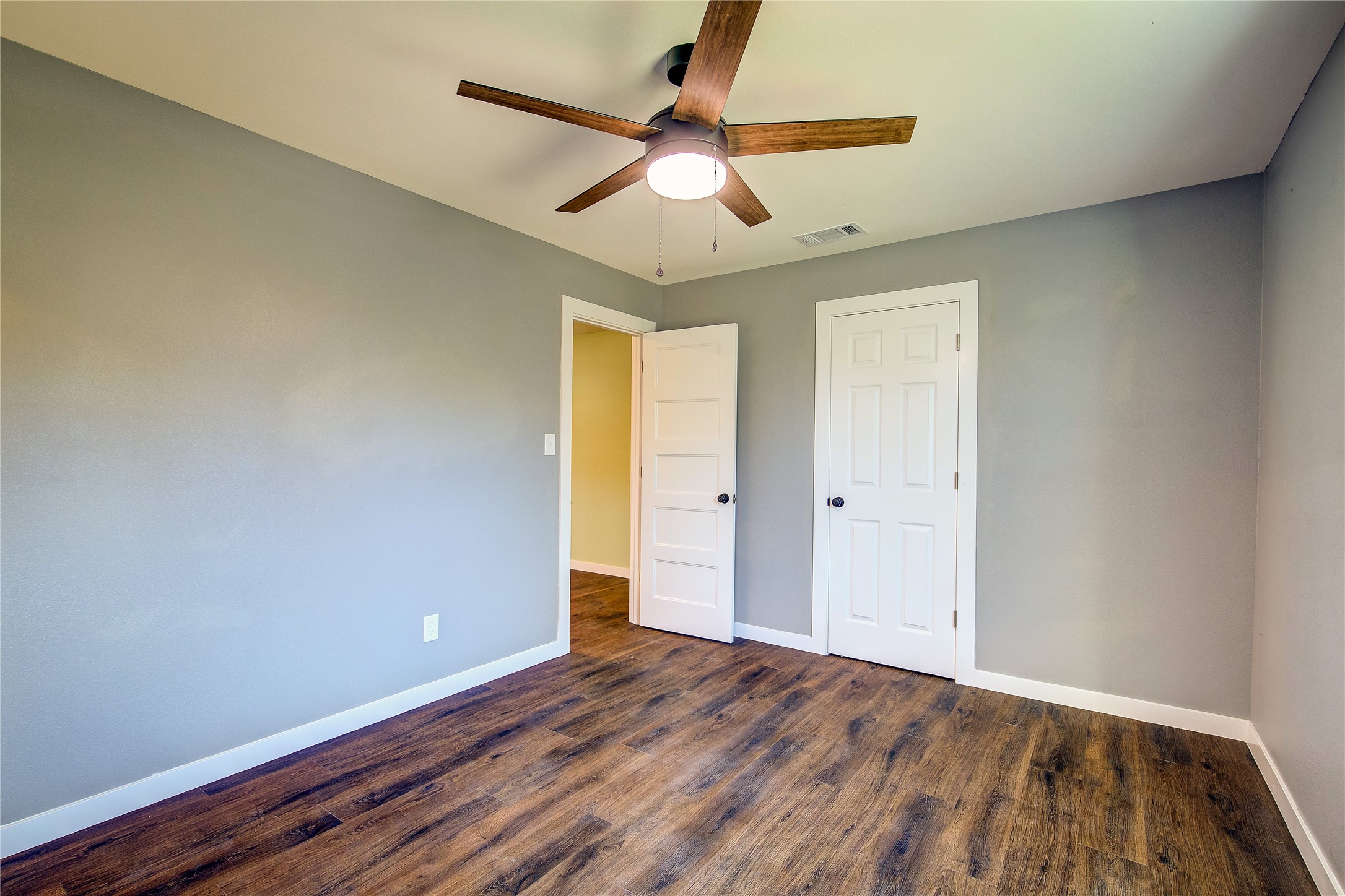 520 N 1st Street Point TX 75472