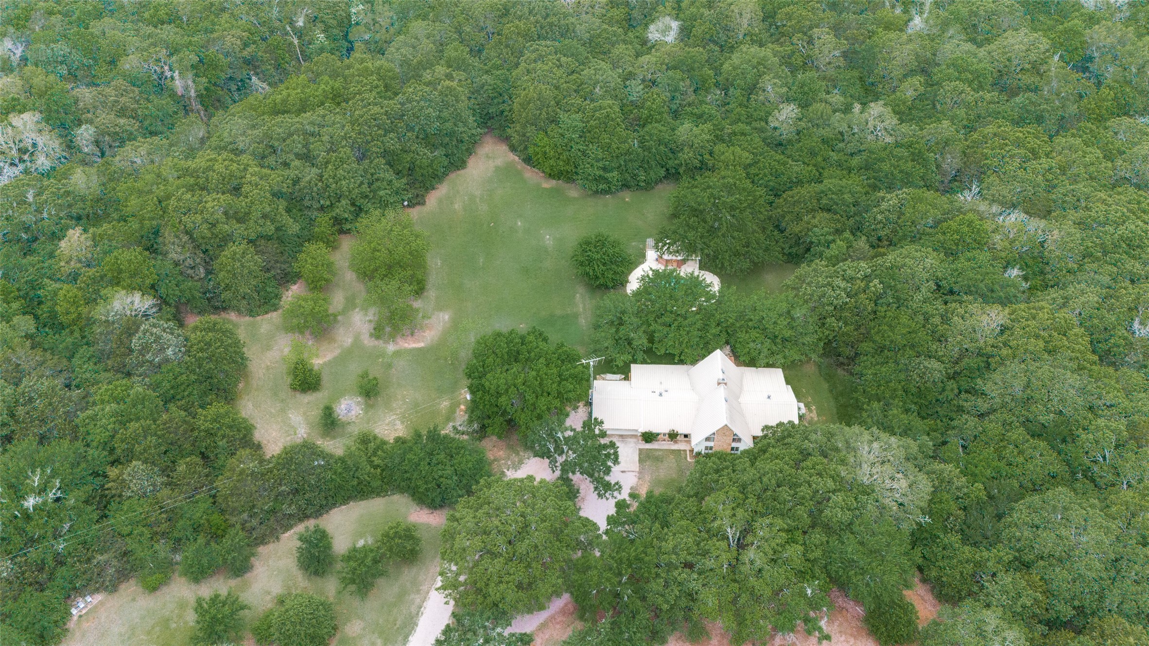 1565 Greer Road Sadler TX 76264