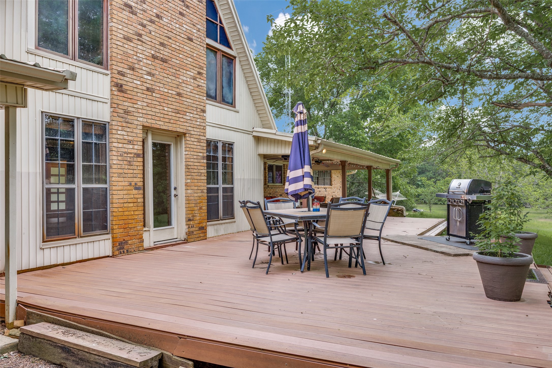1565 Greer Road Sadler TX 76264