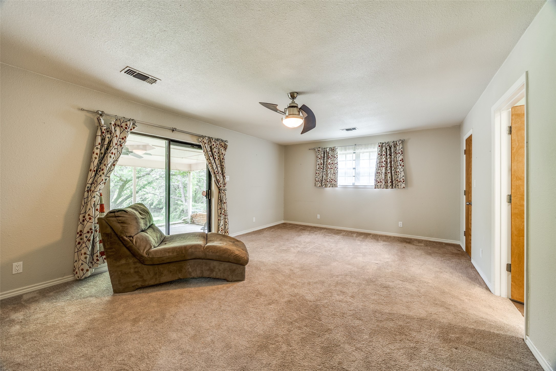 1565 Greer Road Sadler TX 76264