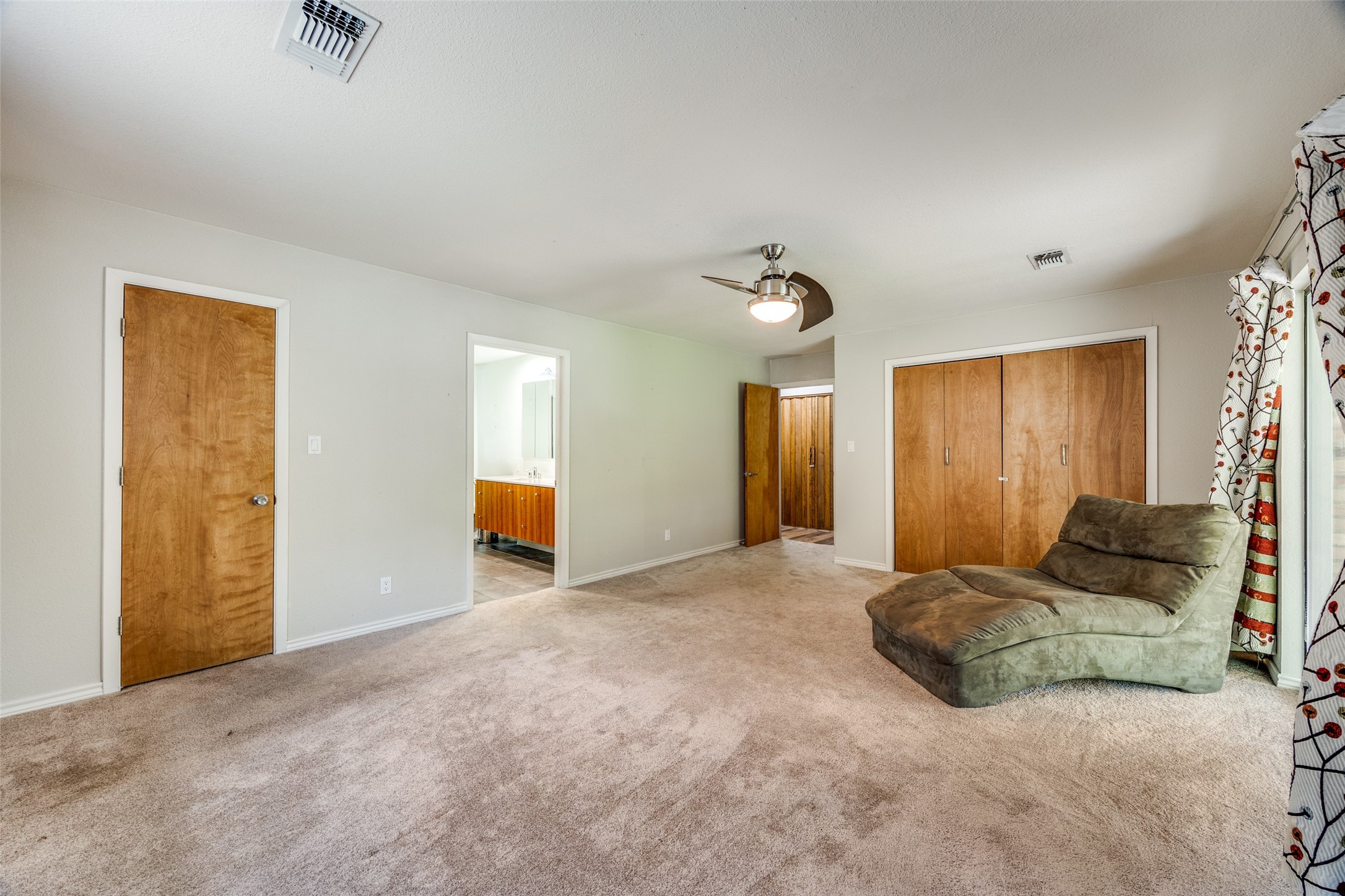 1565 Greer Road Sadler TX 76264