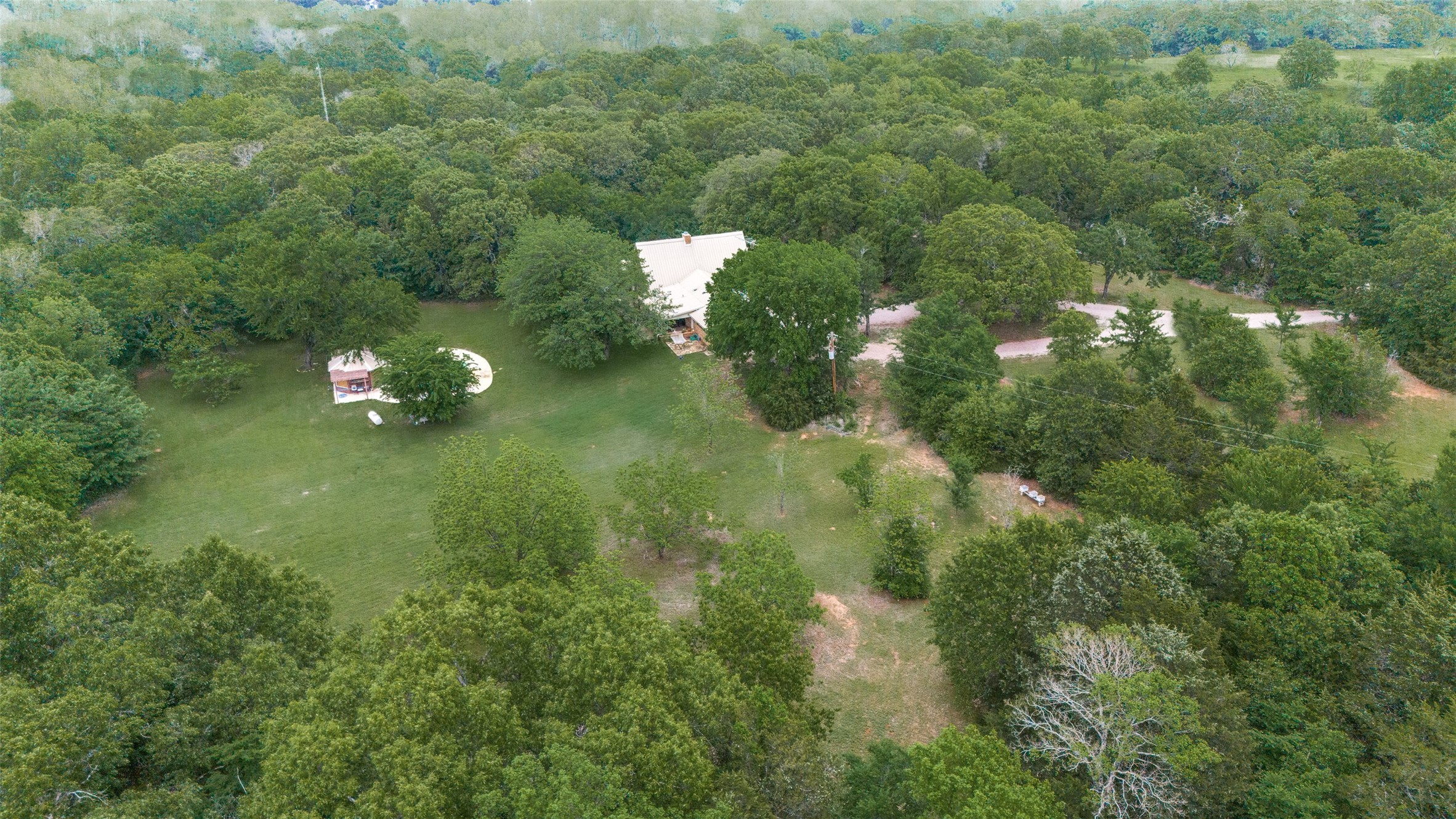 1565 Greer Road Sadler TX 76264