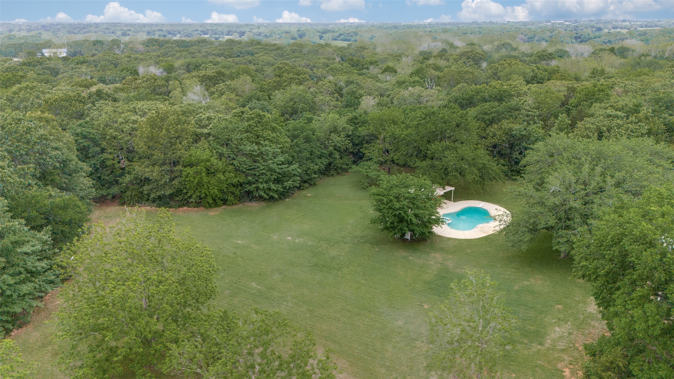1565 Greer Road Sadler TX 76264