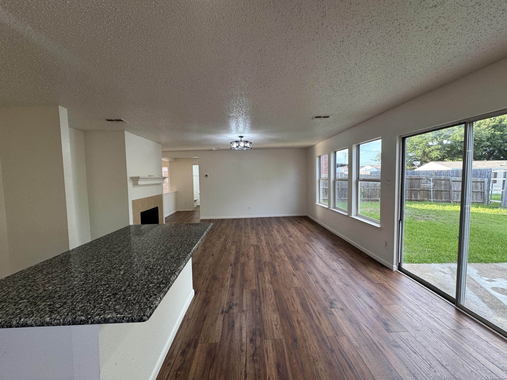 7305 Marsland Lane Arlington TX 76001