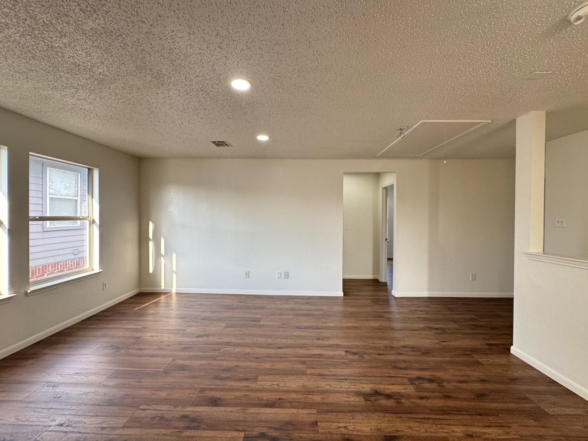 7305 Marsland Lane Arlington TX 76001