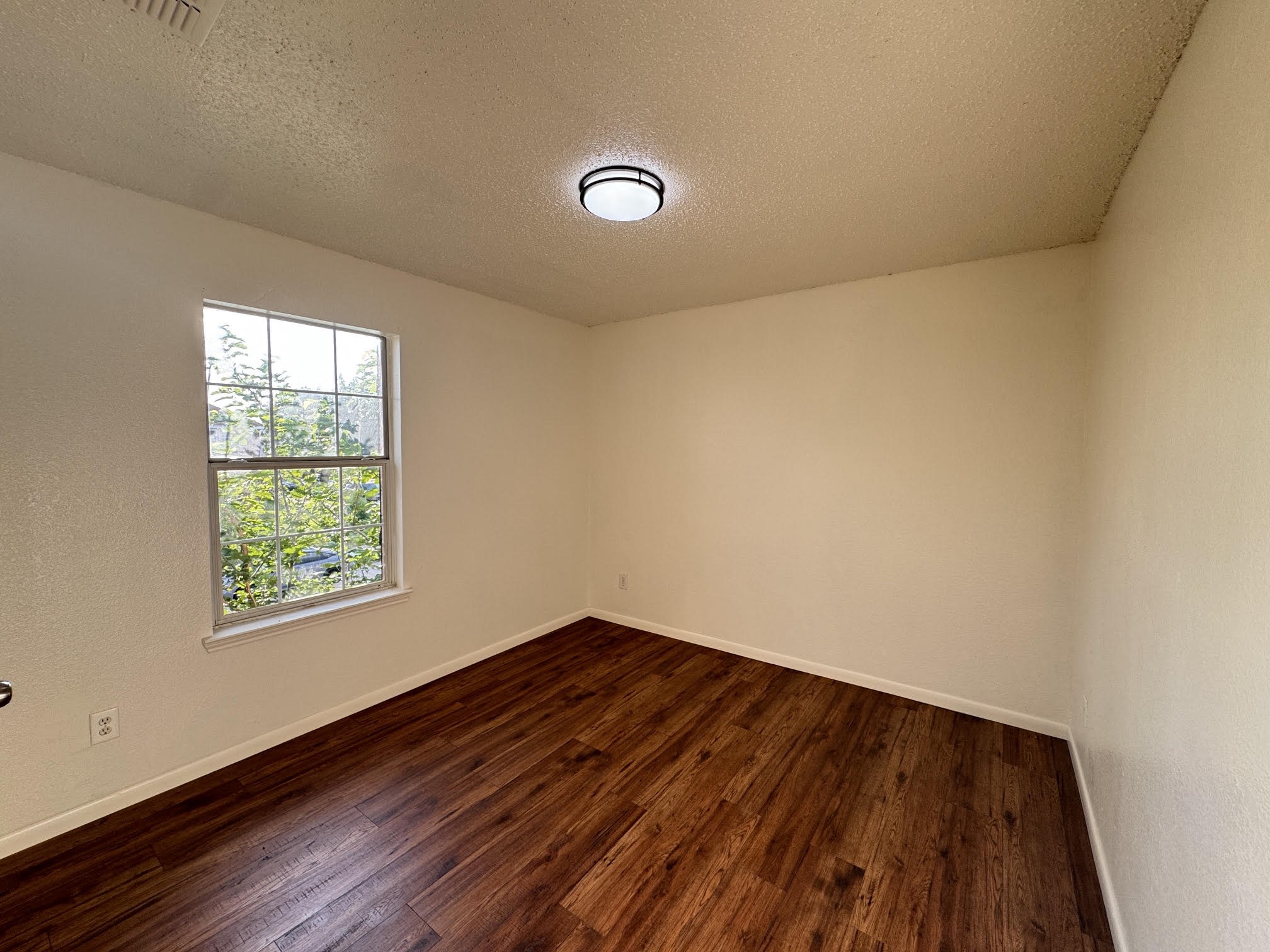 7305 Marsland Lane Arlington TX 76001