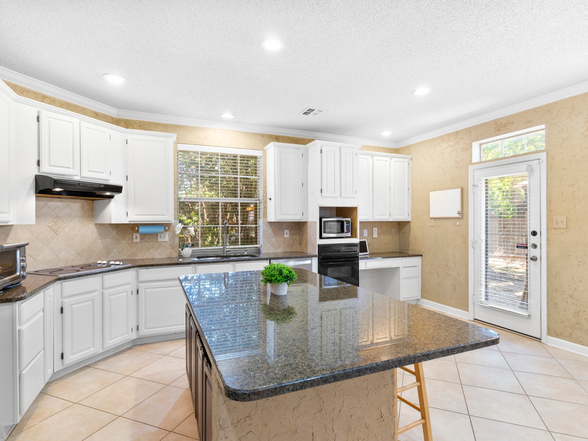 5213 Hot Springs Trail Fort Worth TX 76137