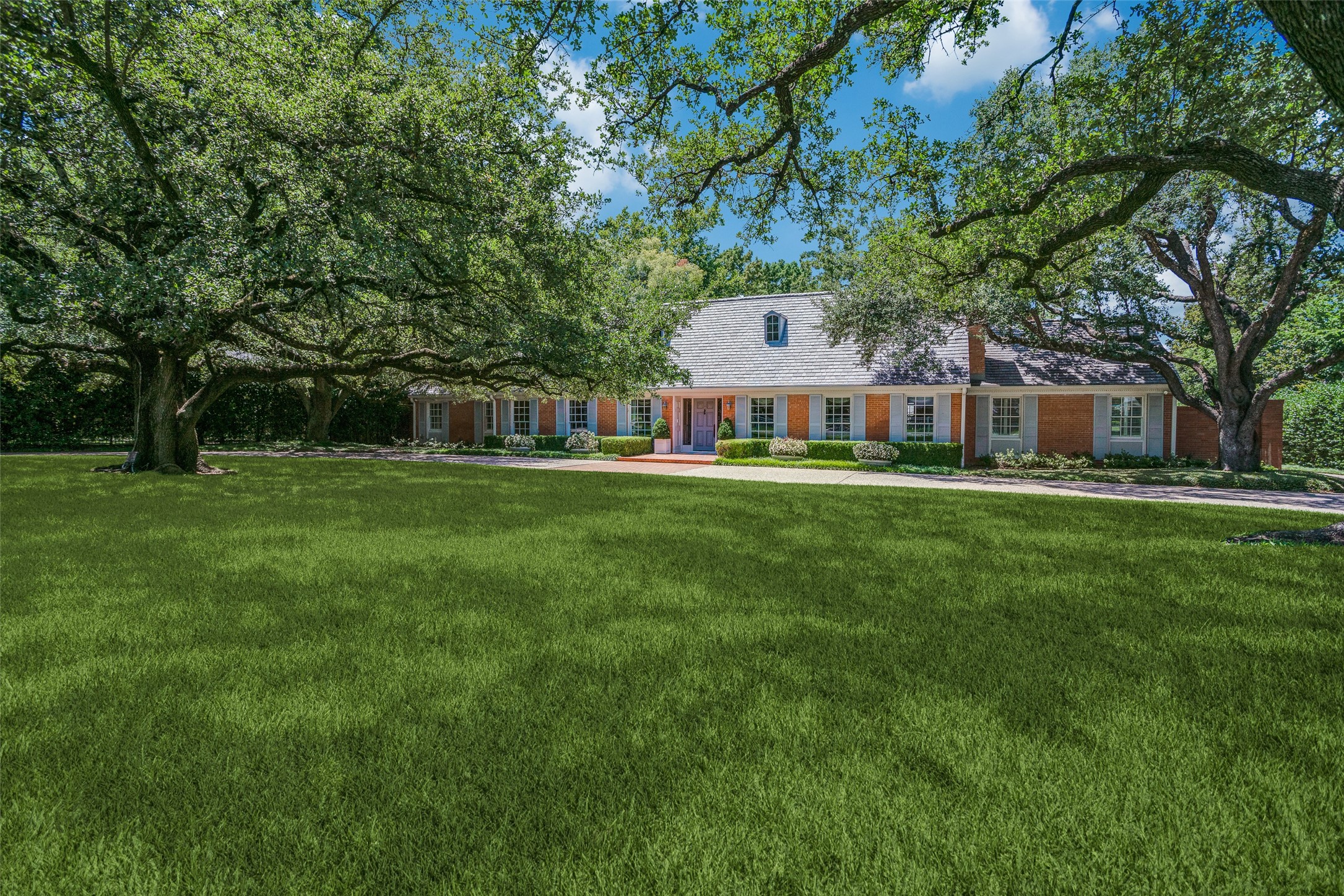 10033 Hollow Way Road Dallas TX 75229