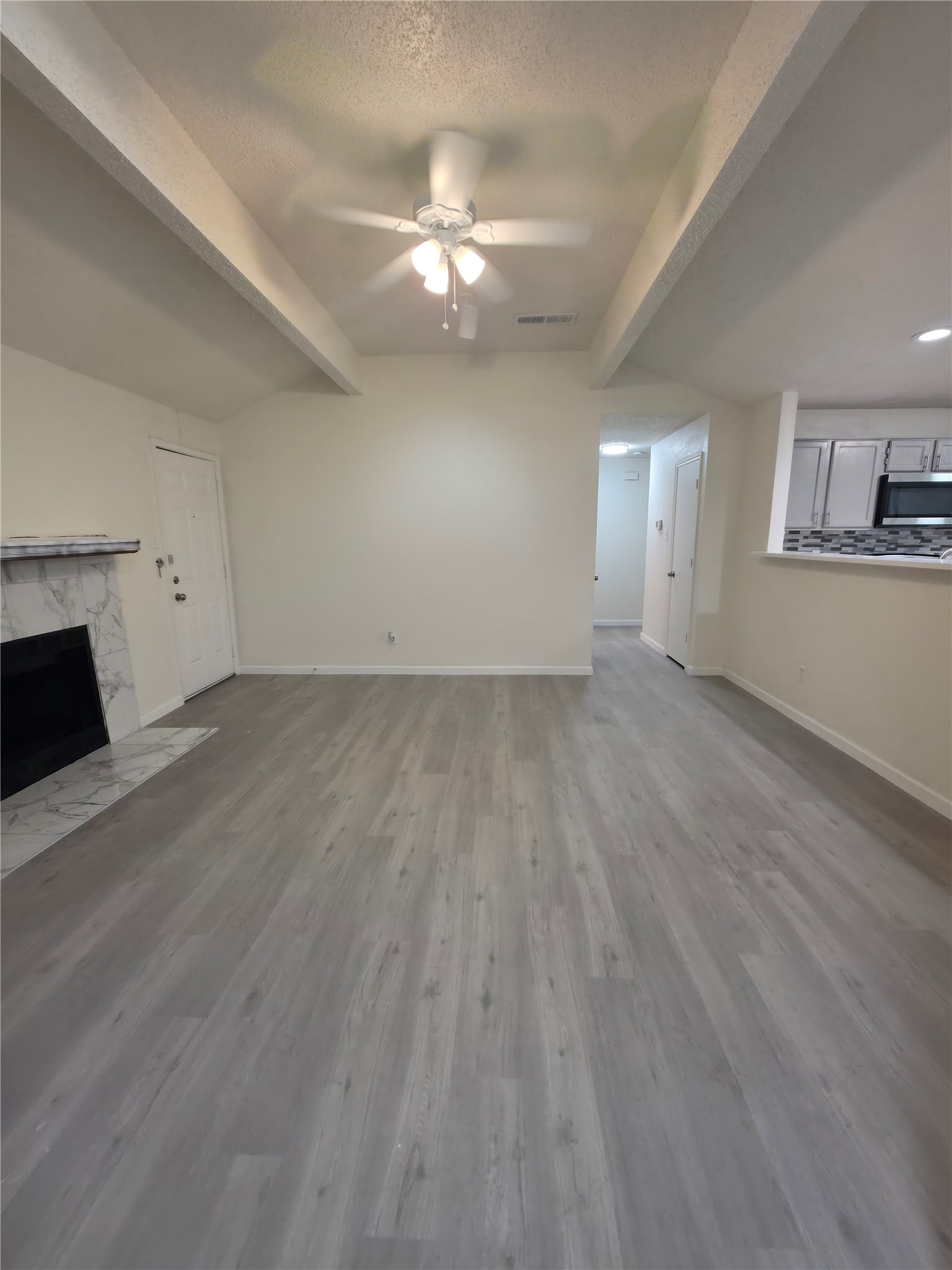 323 Valley Spring Drive Arlington TX 76018