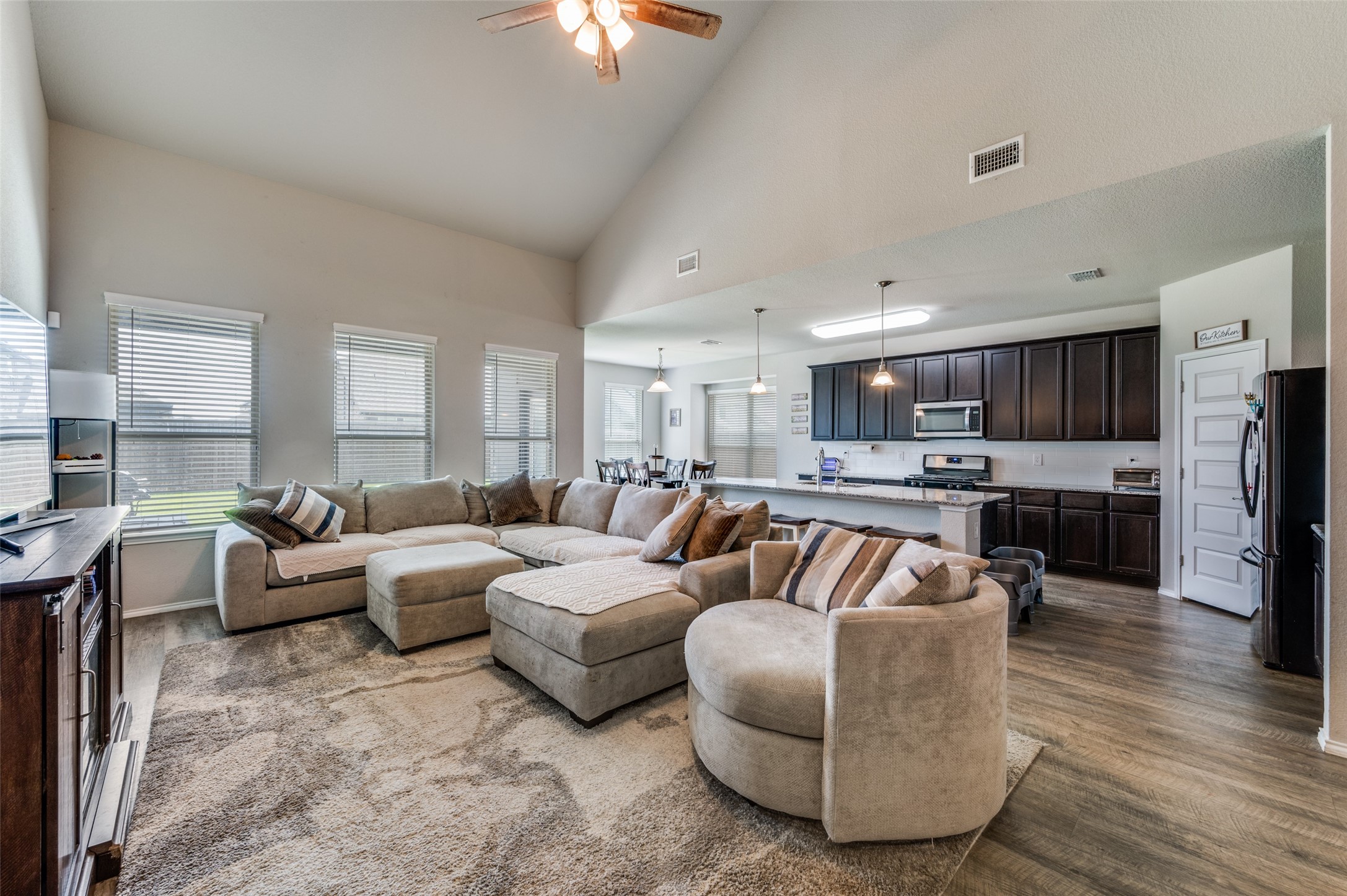 1508 Pleasant Knoll Trail Aubrey TX 76227