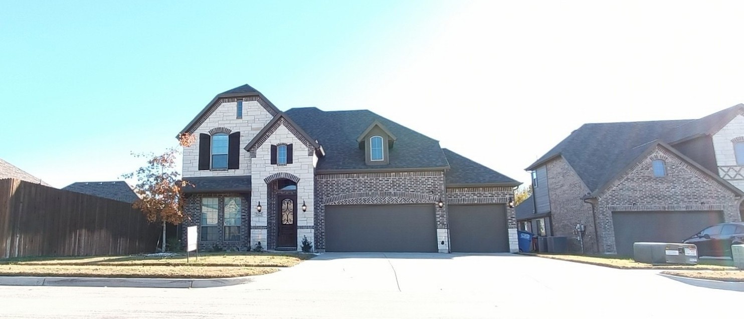 325 Thompson Drive Van Alstyne TX 75495