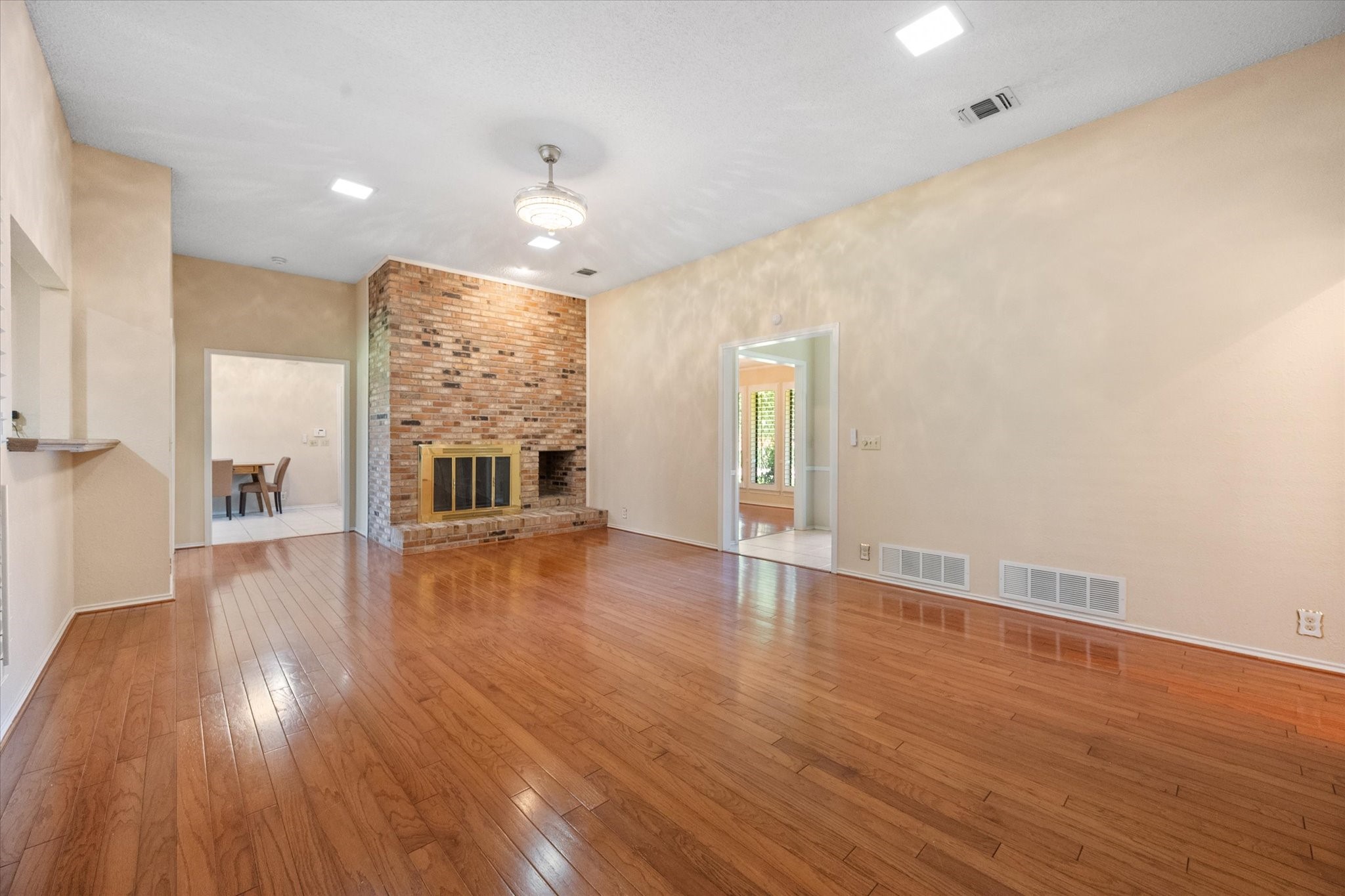 1208 Fairfax Drive Mansfield TX 76063