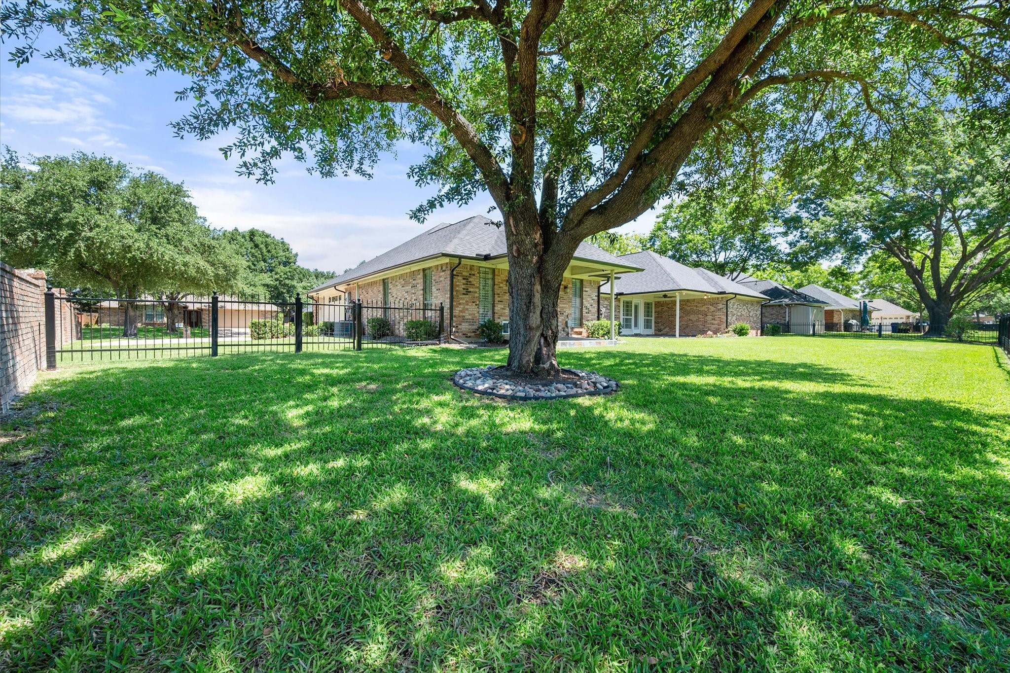 1208 Fairfax Drive Mansfield TX 76063