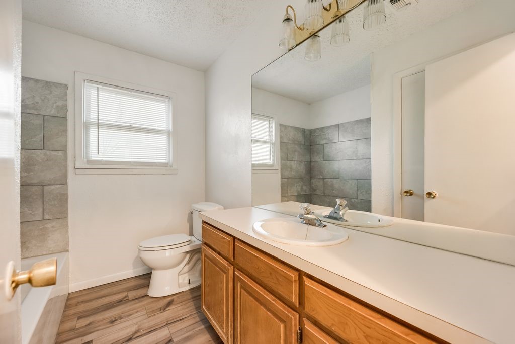 3908 Tejas Trail Lake Worth TX 76135