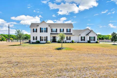 917 Rancho Hermoso Lorena TX 76655