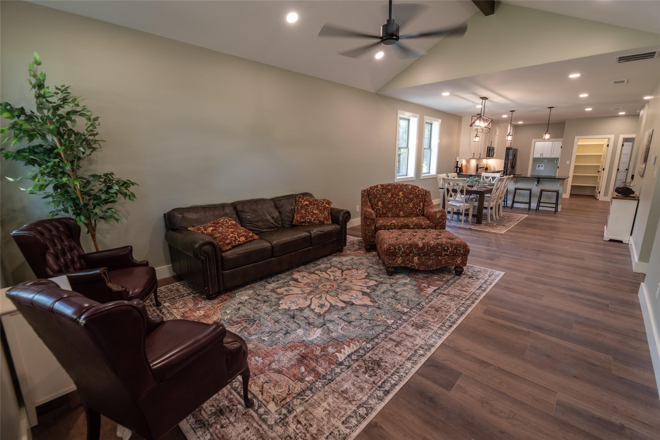 170 Rs County Rd 3445 Road Emory TX 75497