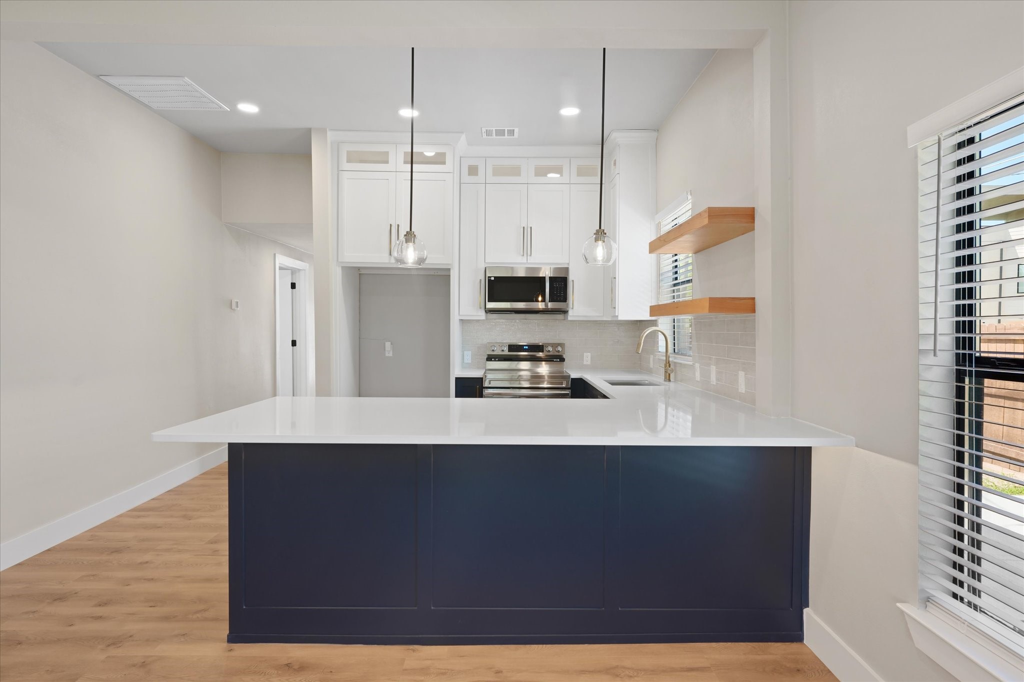 300 Steinman Avenue Dallas TX 75203