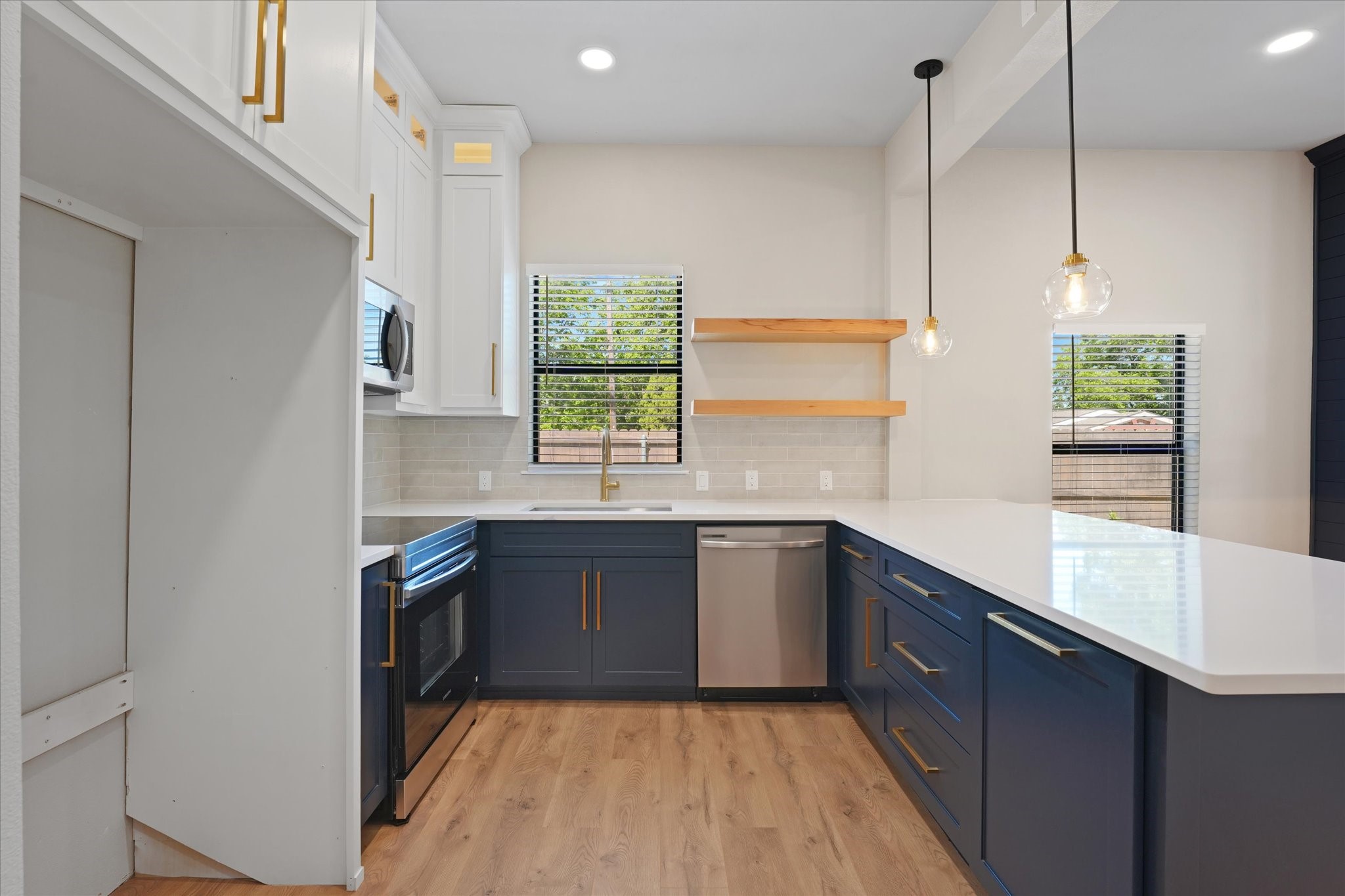 300 Steinman Avenue Dallas TX 75203
