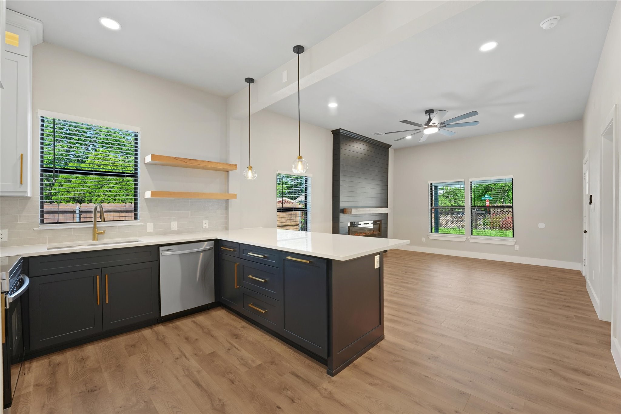 300 Steinman Avenue Dallas TX 75203