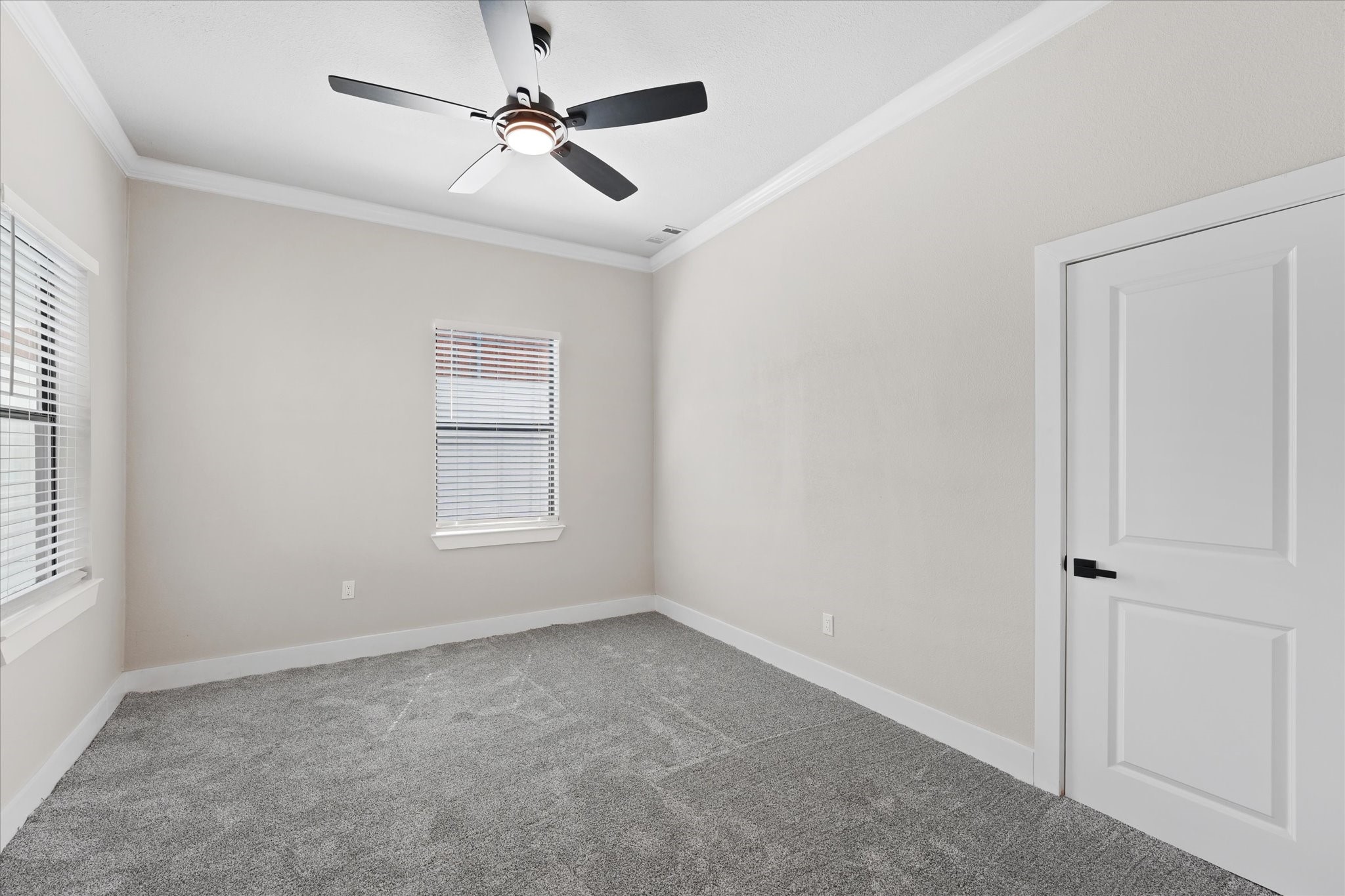 300 Steinman Avenue Dallas TX 75203
