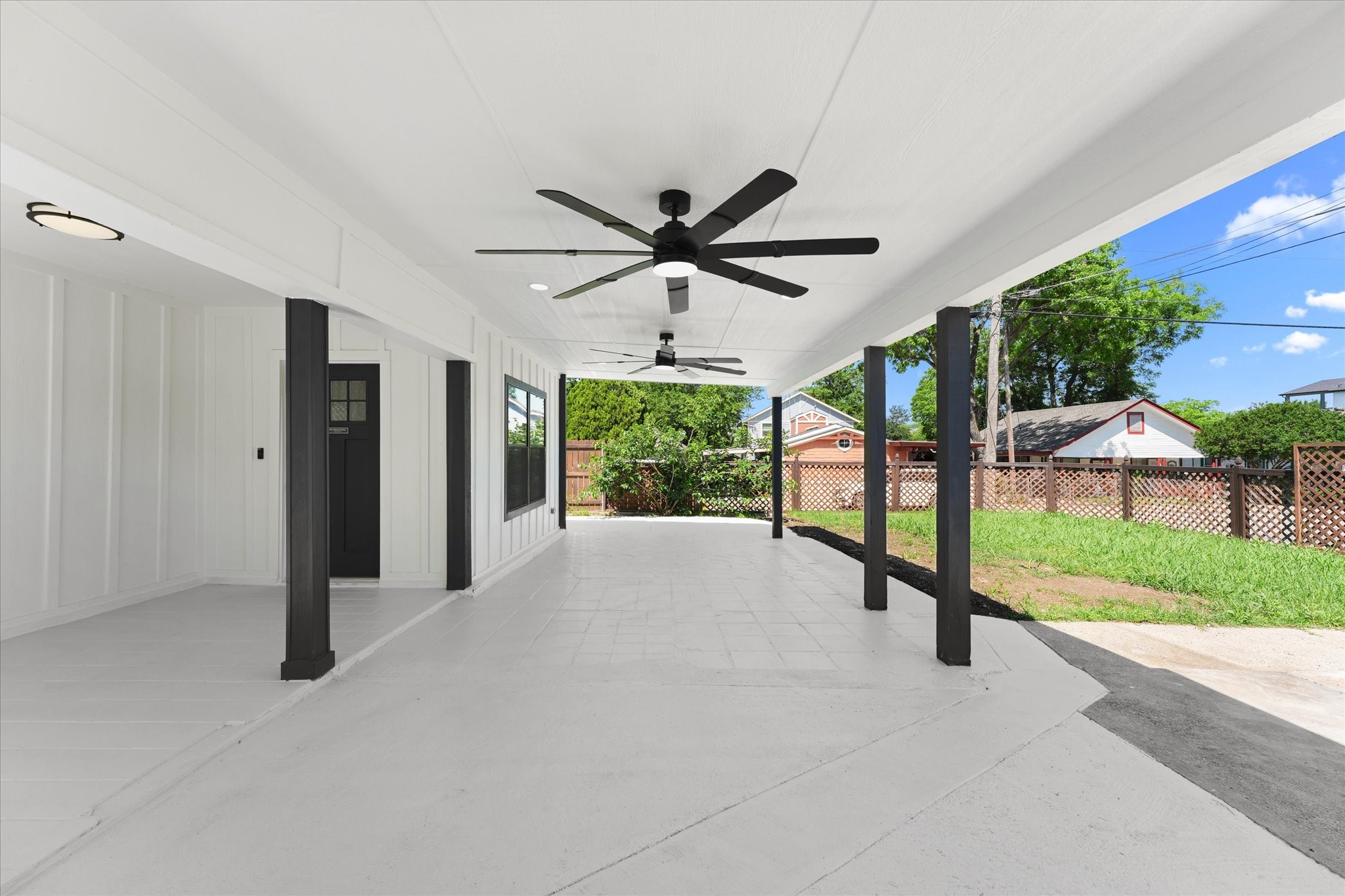 300 Steinman Avenue Dallas TX 75203