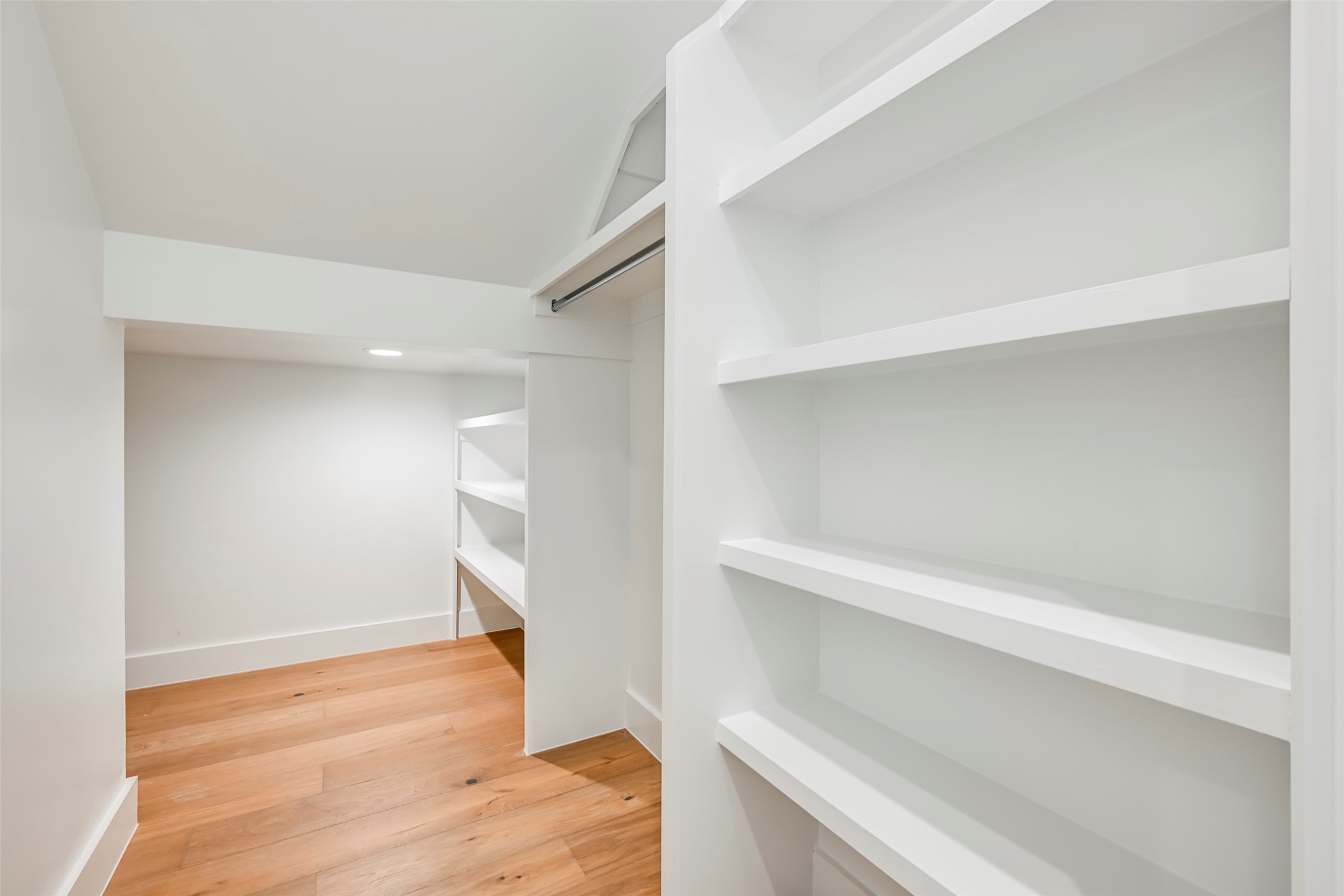 6226 Lakeshore Drive Dallas TX 75214