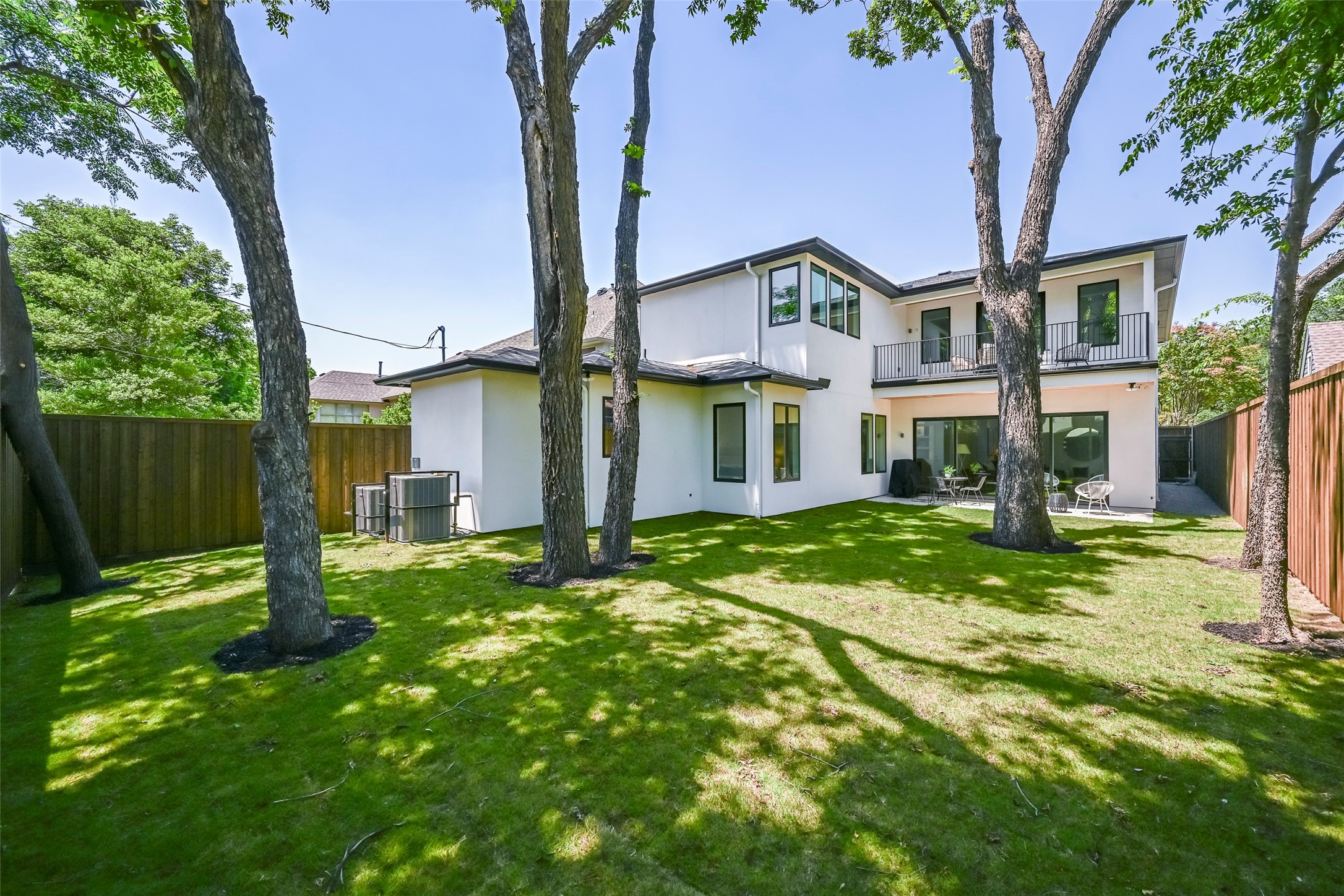 6226 Lakeshore Drive Dallas TX 75214
