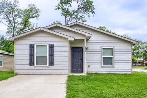 824 E Pecan Avenue Waco TX 76704