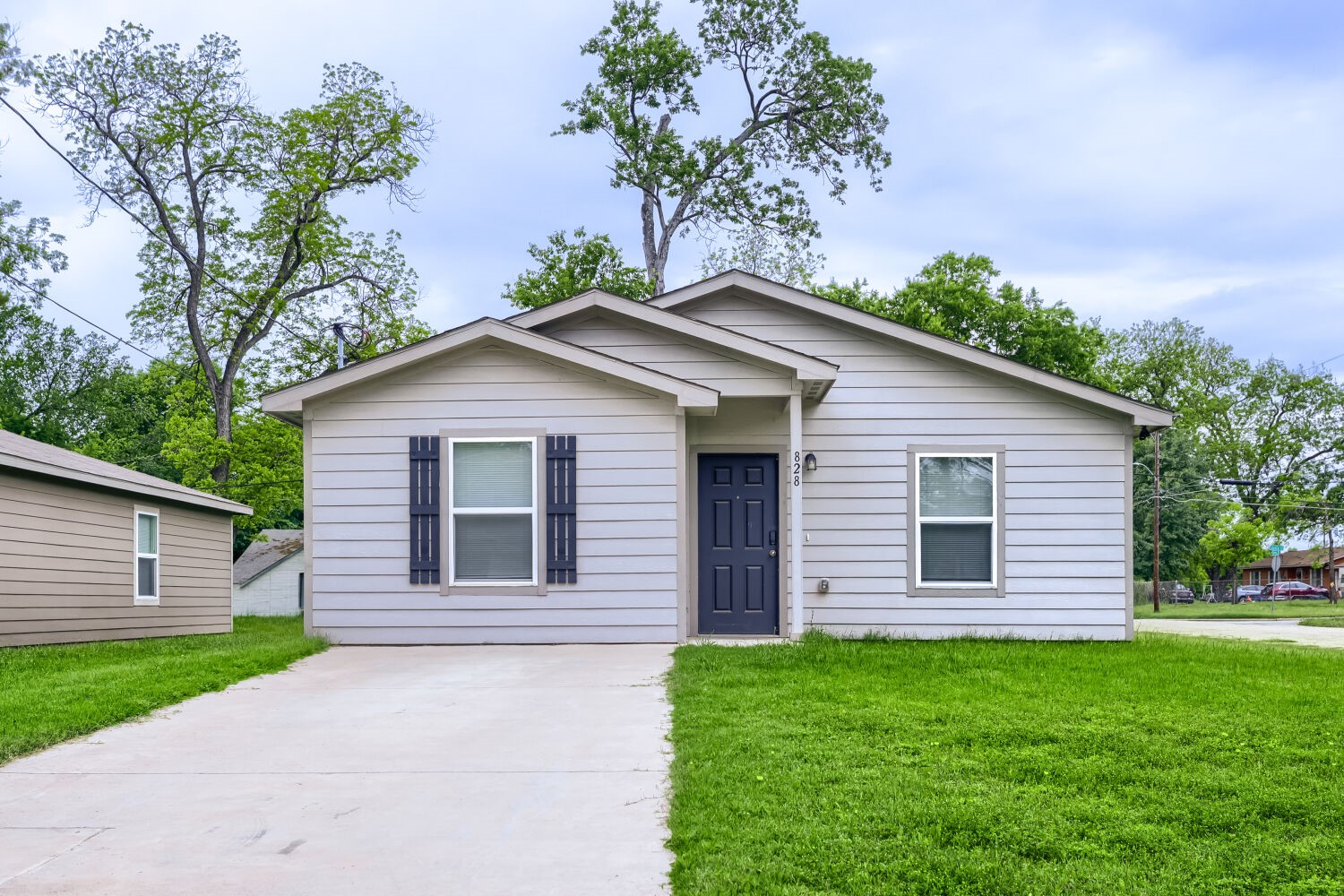 824 E Pecan Avenue Waco TX 76704