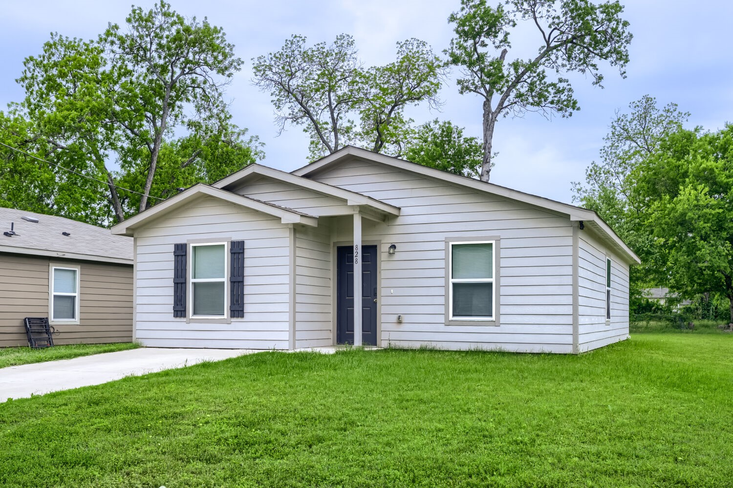 824 E Pecan Avenue Waco TX 76704