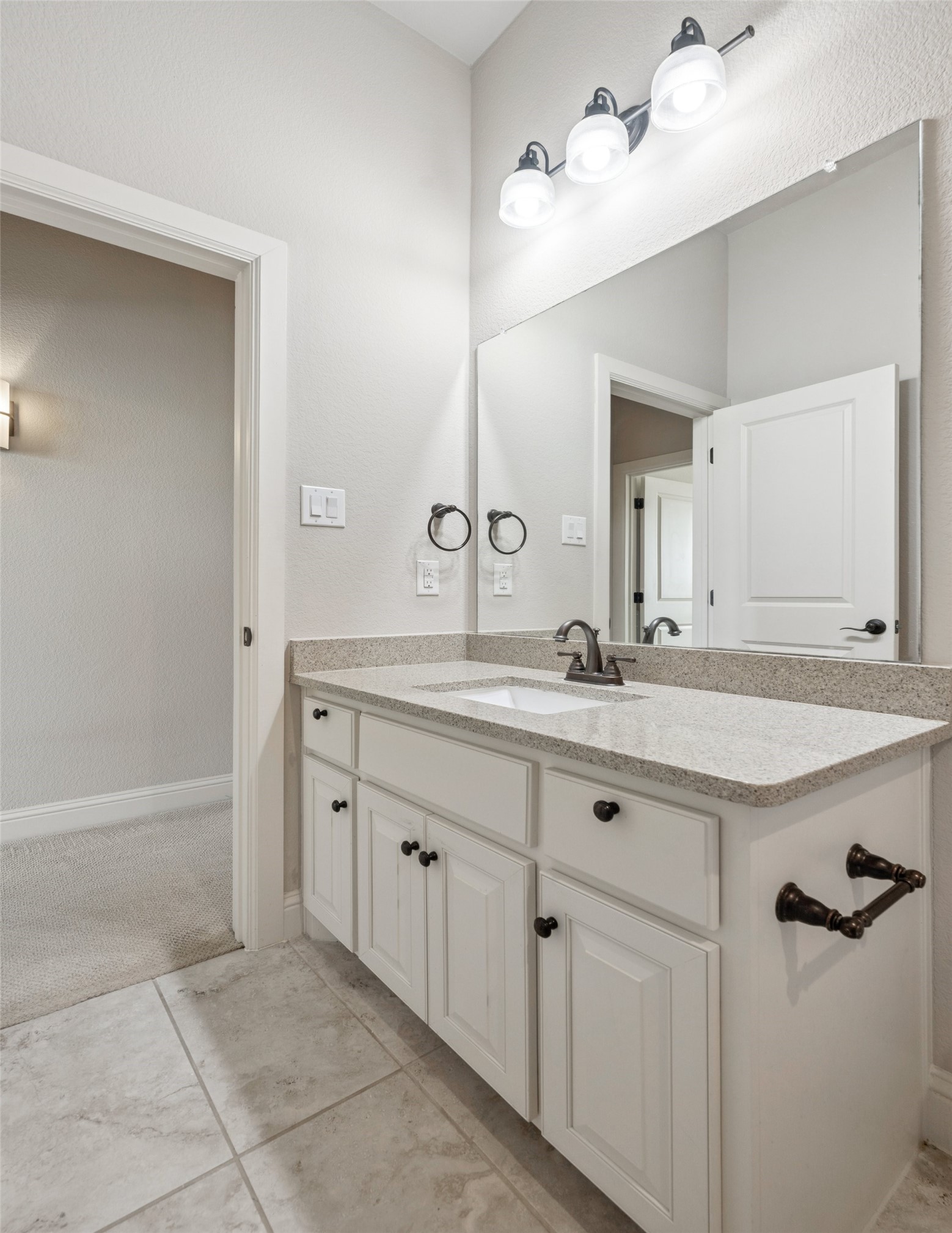 812 Lake Carillon Lane Southlake TX 76092