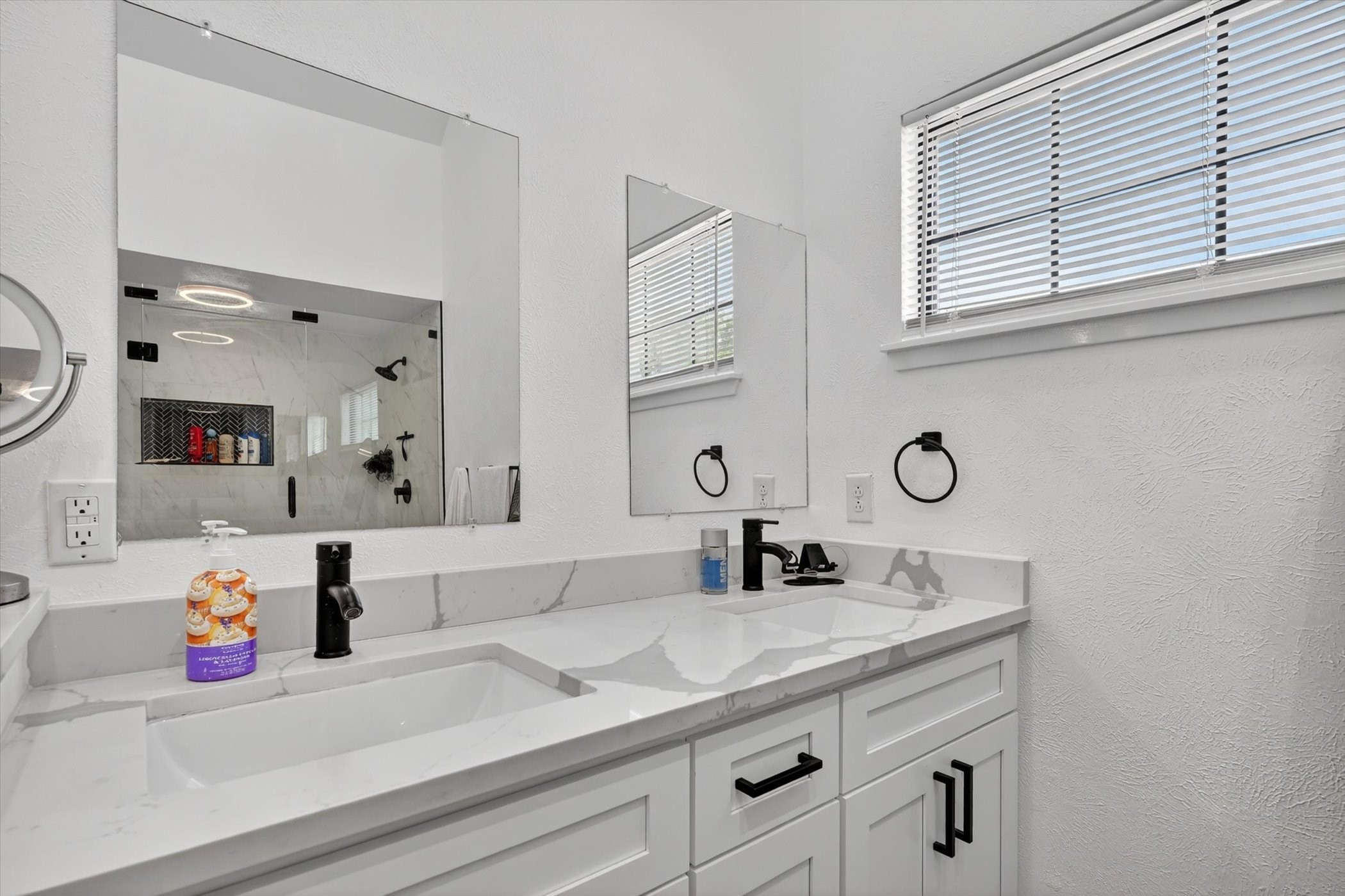 535 Briarcliff Drive Garland TX 75043