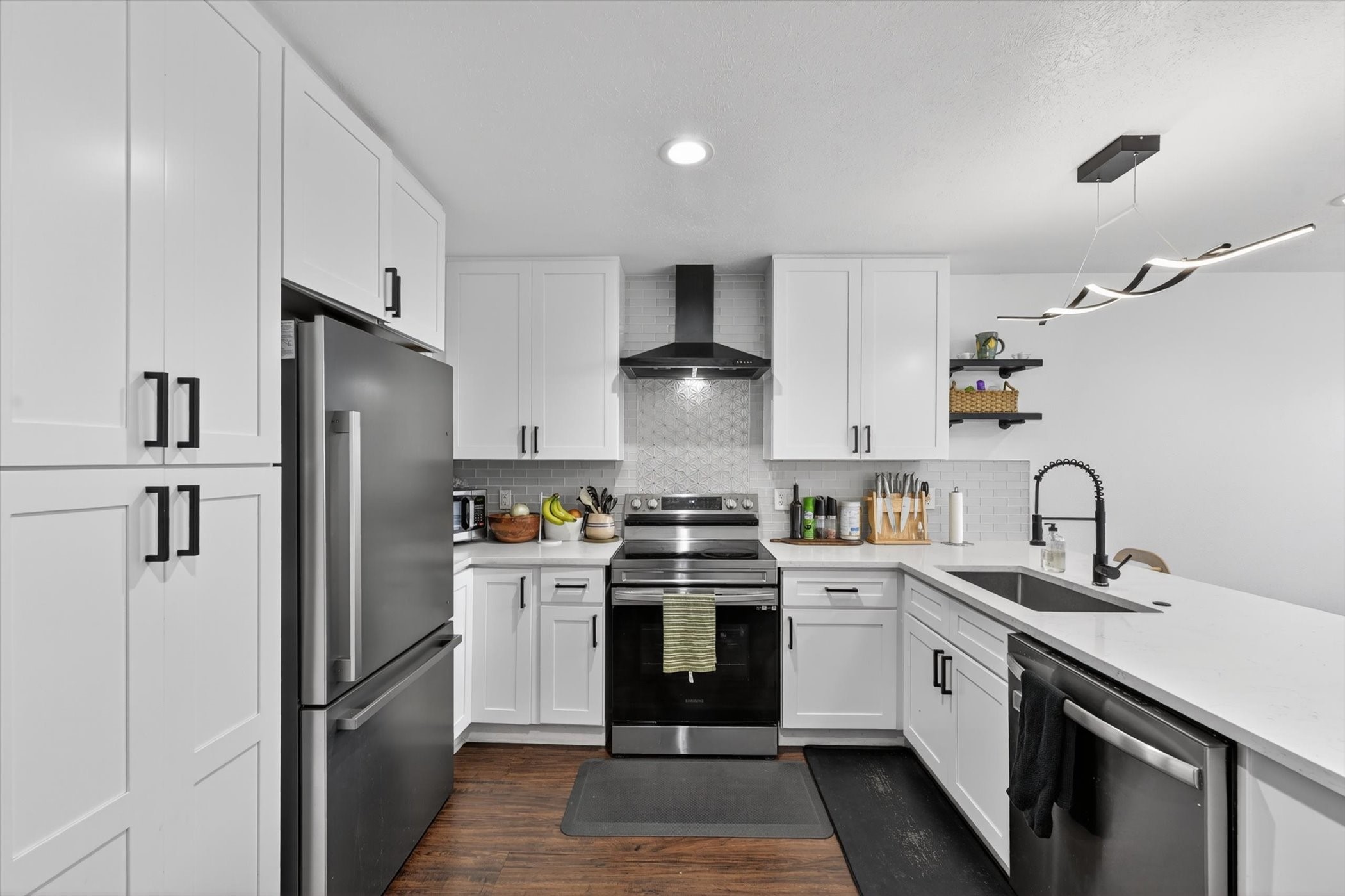 535 Briarcliff Drive Garland TX 75043