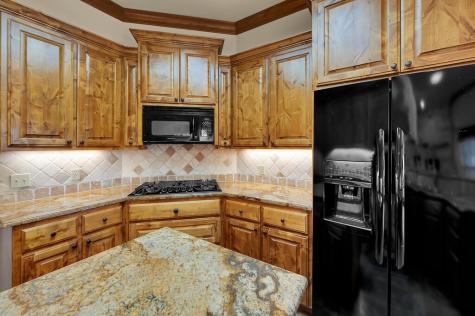 1609 Southern View Lorena TX 76655