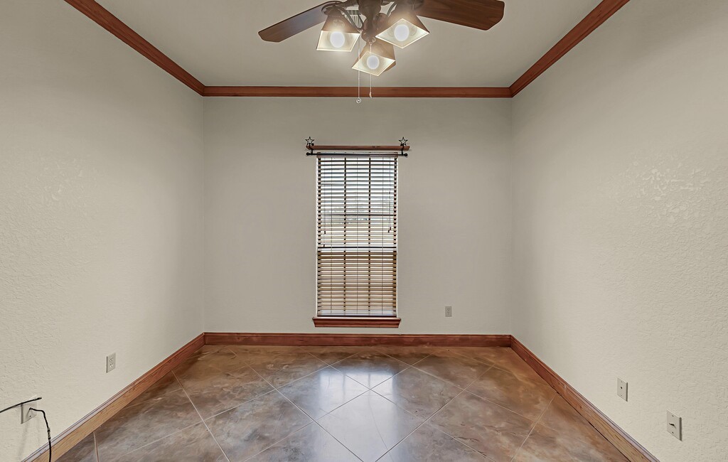 1609 Southern View Lorena TX 76655
